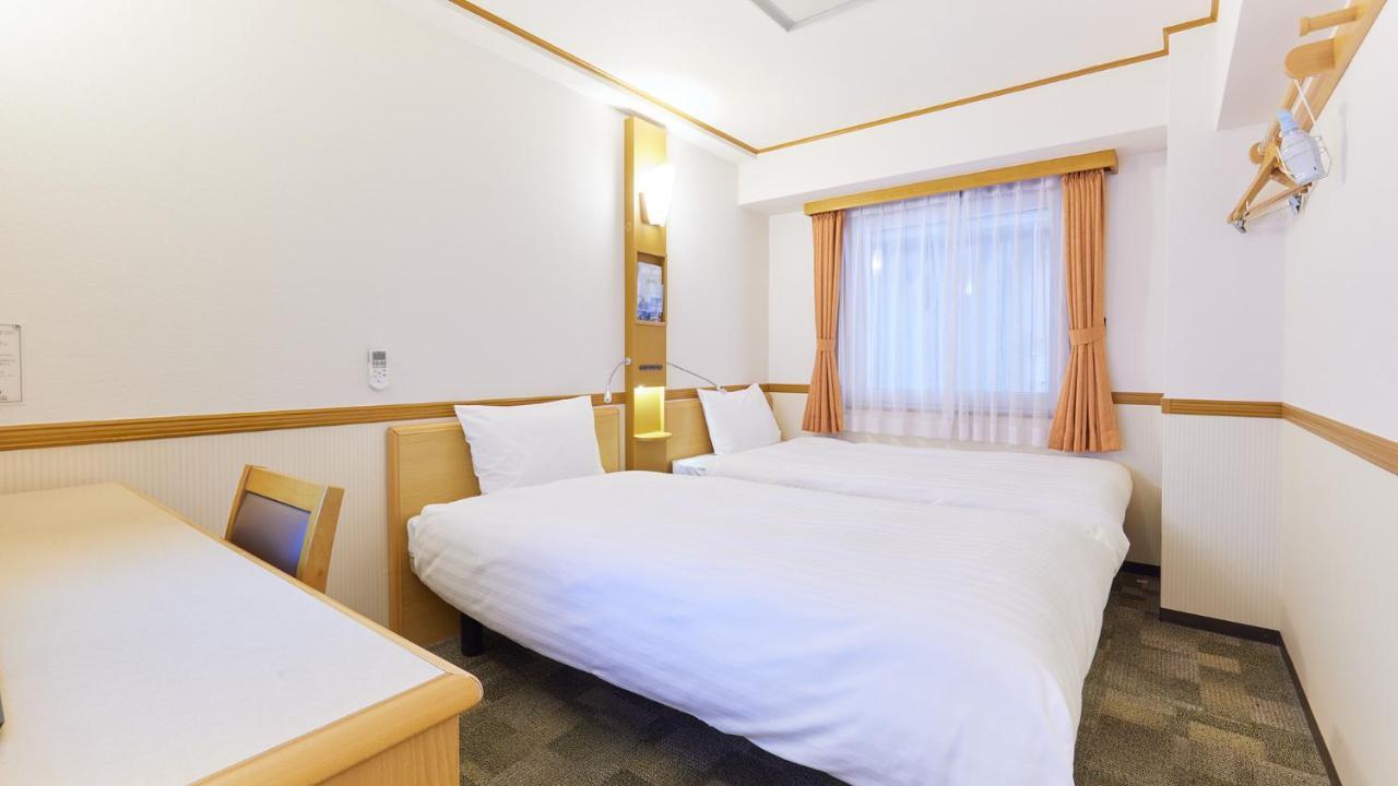 Toyoko Inn Hokkaido Asahikawa Eki Higashi Guchi Eksteriør bilde